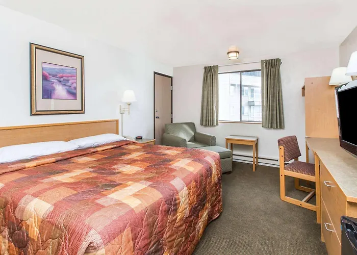Super 8 By Wyndham Ketchikan