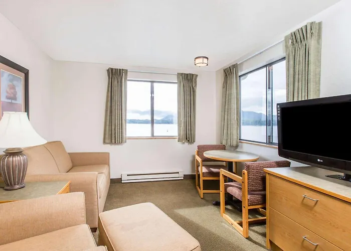 Super 8 By Wyndham Ketchikan