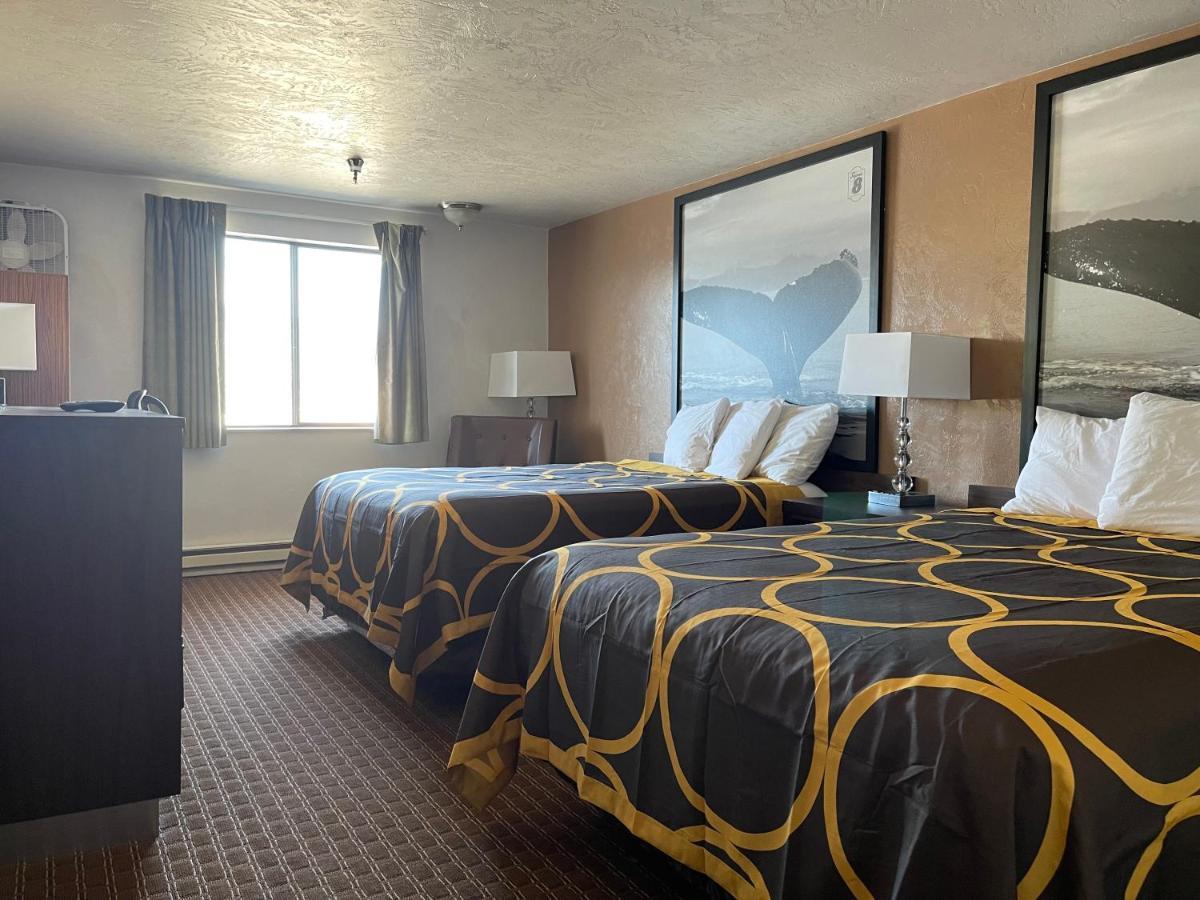 Hotel Super 8 By Wyndham 2*