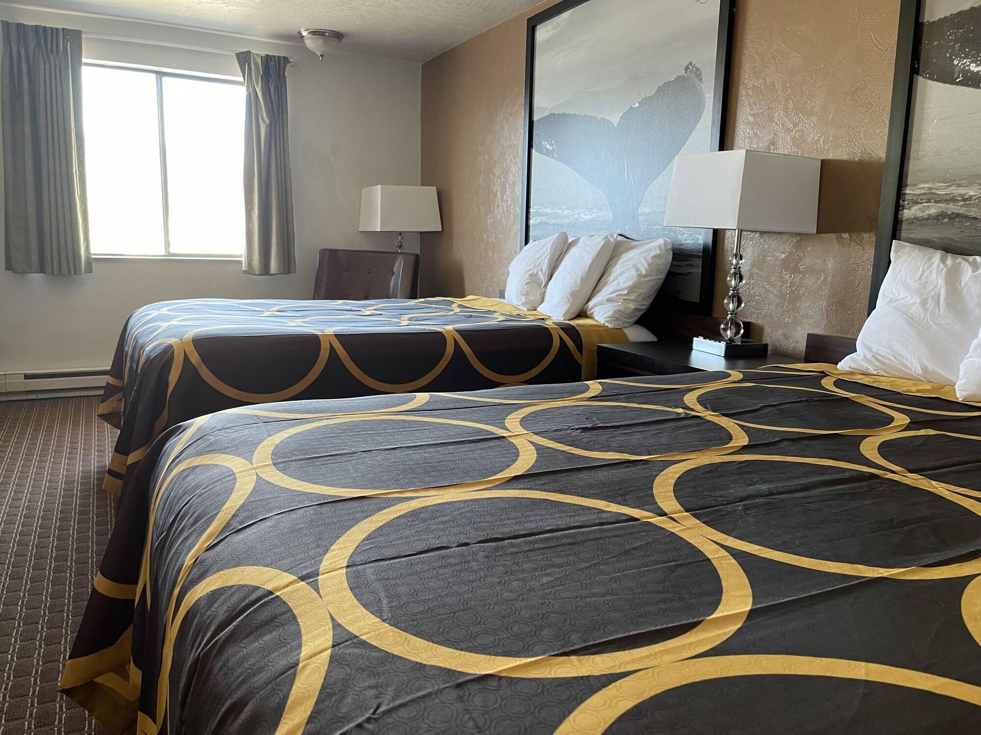 Super 8 By Wyndham Hotel